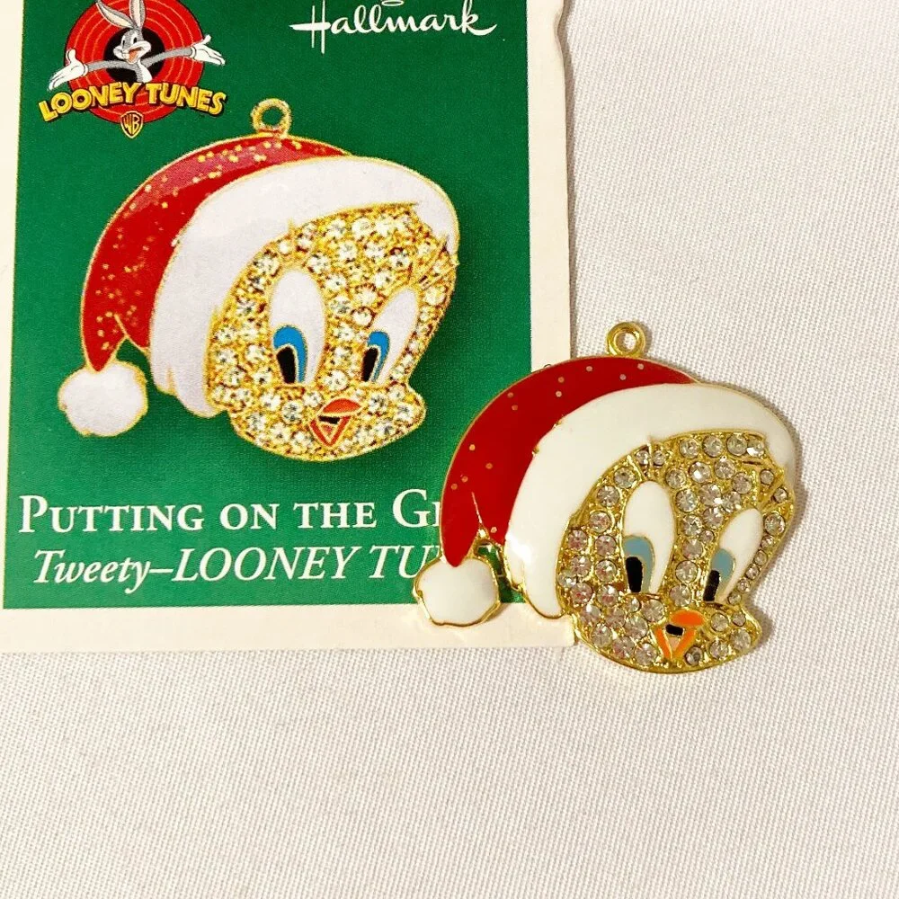 Hallmark Looney Tunes Tweety Putting on the Glitz Mini Ornament 2004 Box